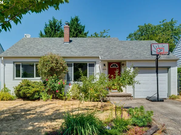 8305 NE Pacific St, Portland, OR 97220