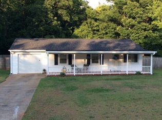 9 Coulter Dr, Wedgefield, SC 29168