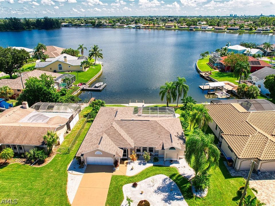 911 SW 3rd Ave, Cape Coral, FL 33991 | MLS #222069961 | Zillow