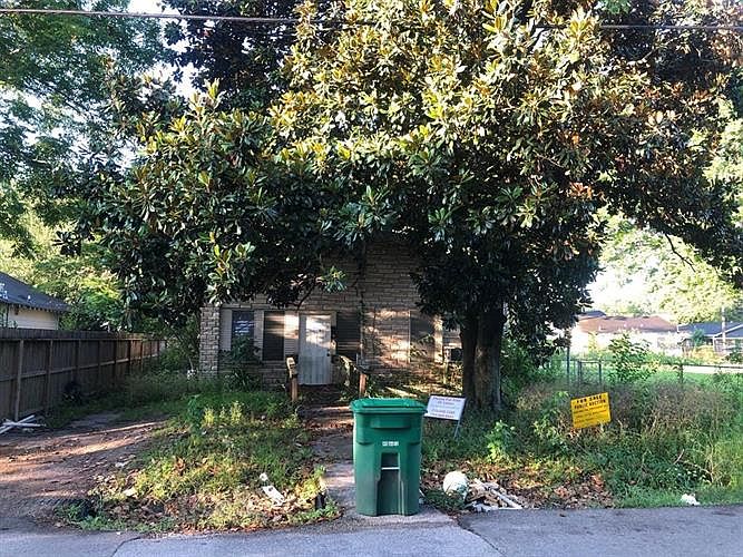 2nd image of 408 E 32nd St
