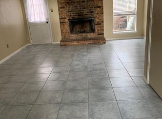 7608 Chapin Rd #B, Fort Worth, TX 76116