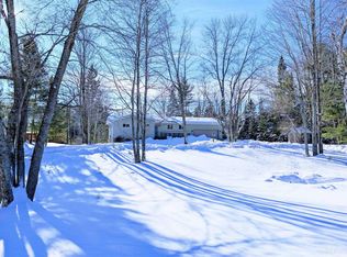 108 Riverdale Rd, Marquette, MI 49855