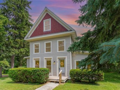 2 Michigan St, Bloomfield, NY, 14469