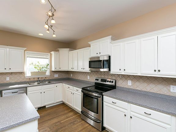 4th image of 5215 Cloister Dr