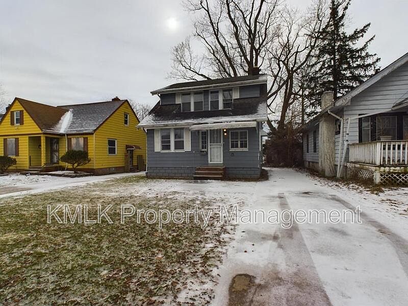 1st image of 19906 Mountville Dr