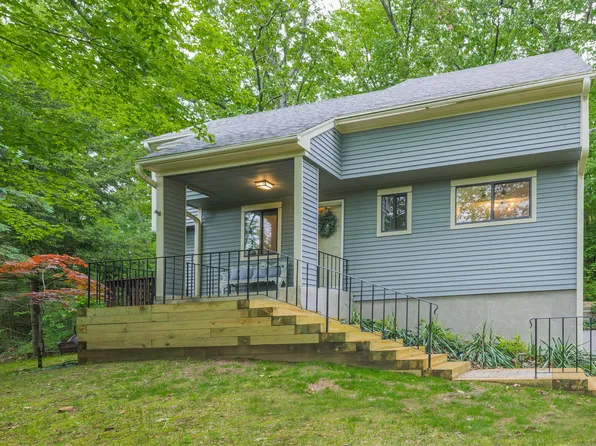 11 Wood Duck Lane #11, Simsbury, CT 06081