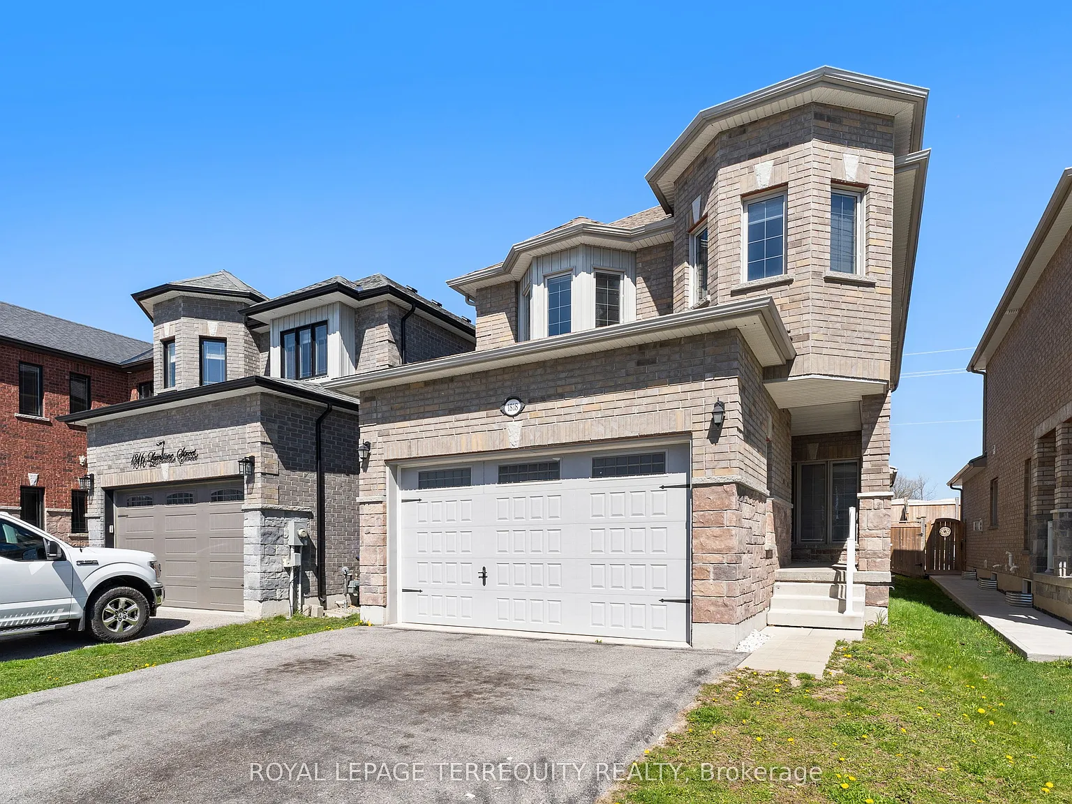 4 bed, $2,750 — Photo 2