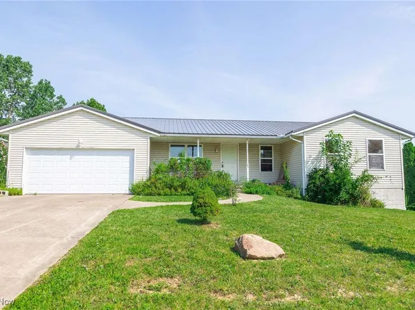 722 King Ridge Dr, Ashland, OH 44805