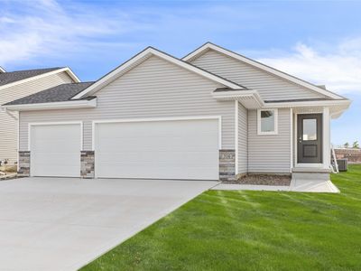 316 Fireside Dr NW, Bondurant, IA, 50035