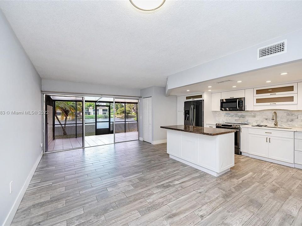 1st image of 14271 Kendale Lakes Cir #0