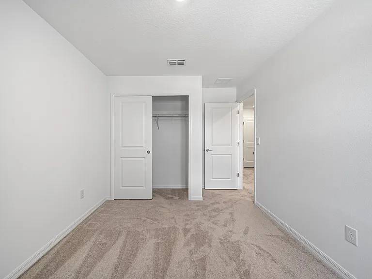 2085 Hallier Cv — Photo 28