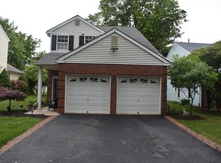 2003 Axe Factory Rd, Philadelphia, PA 19152