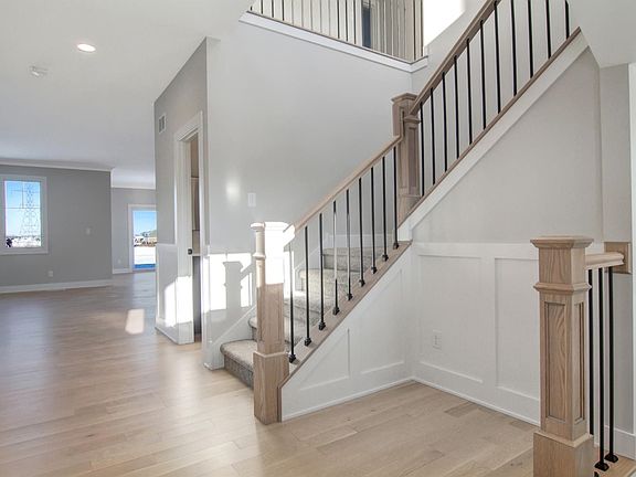 3rd image of 8434 Willow Haven Dr