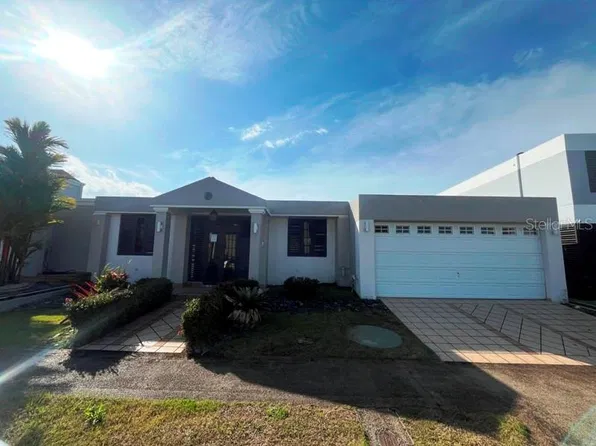 (undisclosed Address), CAGUAS, PR 00725