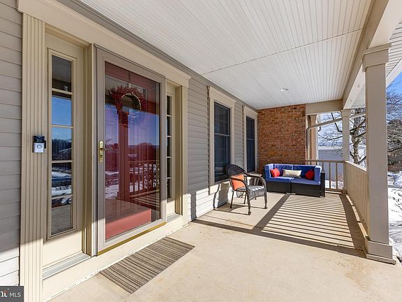 3rd image of 1312 Chestnut Ridge Dr