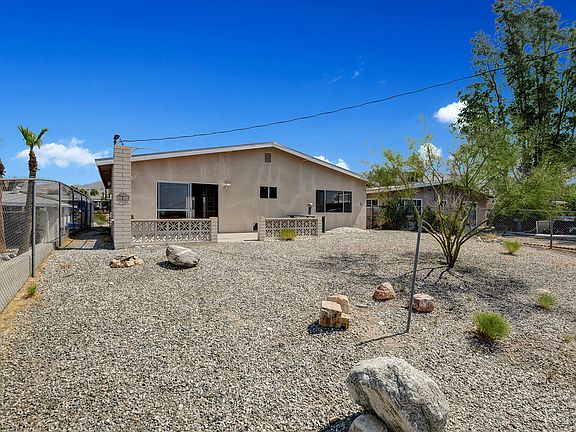 3rd image of 66695 Flora Ave