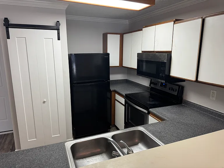 217C Sunn Aire Ct #C — Photo 7