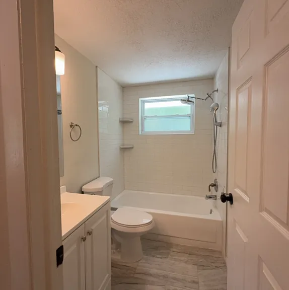15839 Villa Dr — Photo 12
