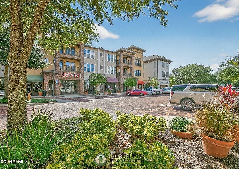 1st image of 9823 TAPESTRY PARK Circle #106