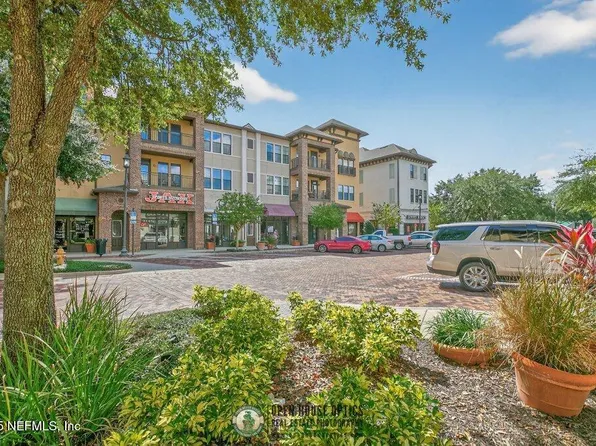 9823 TAPESTRY PARK Circle #106, Jacksonville, FL 32246