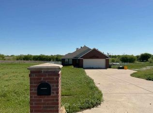 319 Hawk Ridge Rd, Decatur, TX 76234