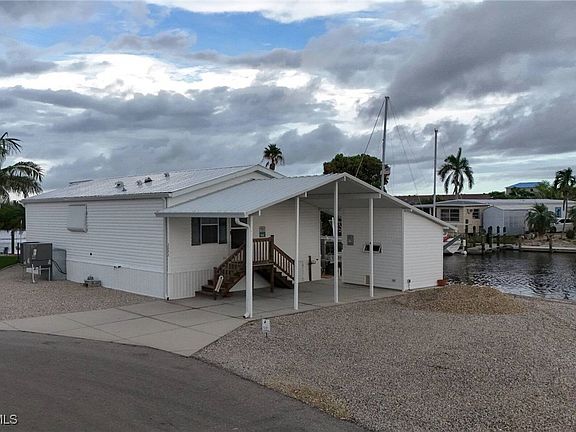 3rd image of 3952 Blueberry Ln