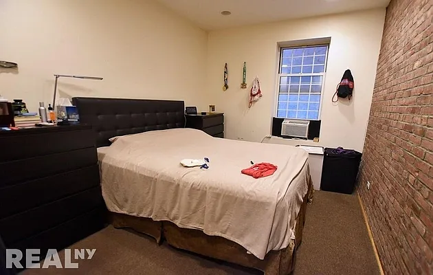 Rented by REAL New York | media 22