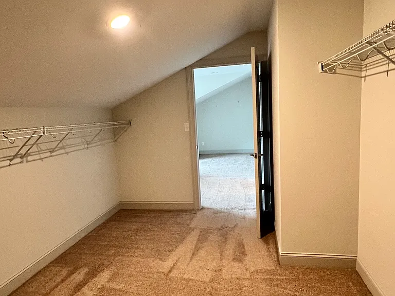 847 Wellstone Dr — Photo 37
