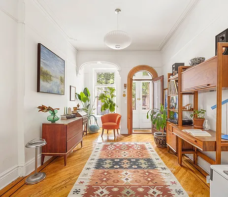 Sold by Compass | media 3