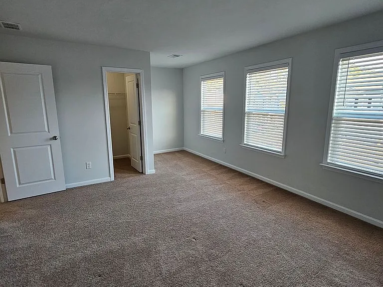 1921 Zonny Moss Dr — Photo 10