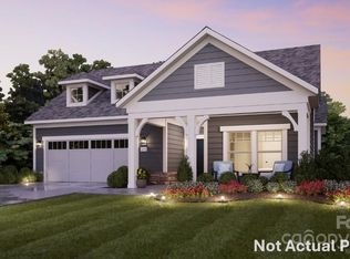 3048 Five Creek Rd, Charlotte, NC 28213