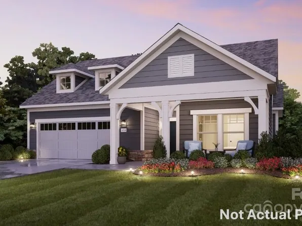 3048 Five Creek Rd, Charlotte, NC 28213