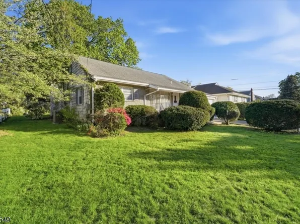45 Urma Ave, Clifton City, NJ 07013