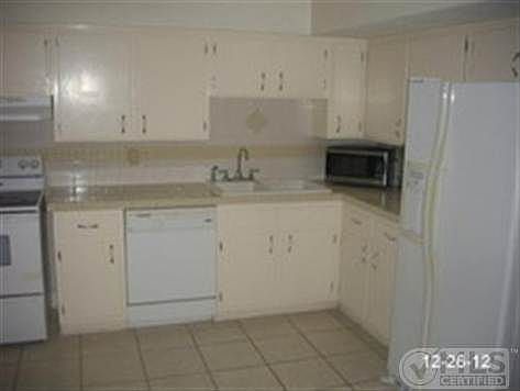 4th image of 1613 Salmon Dr #1
