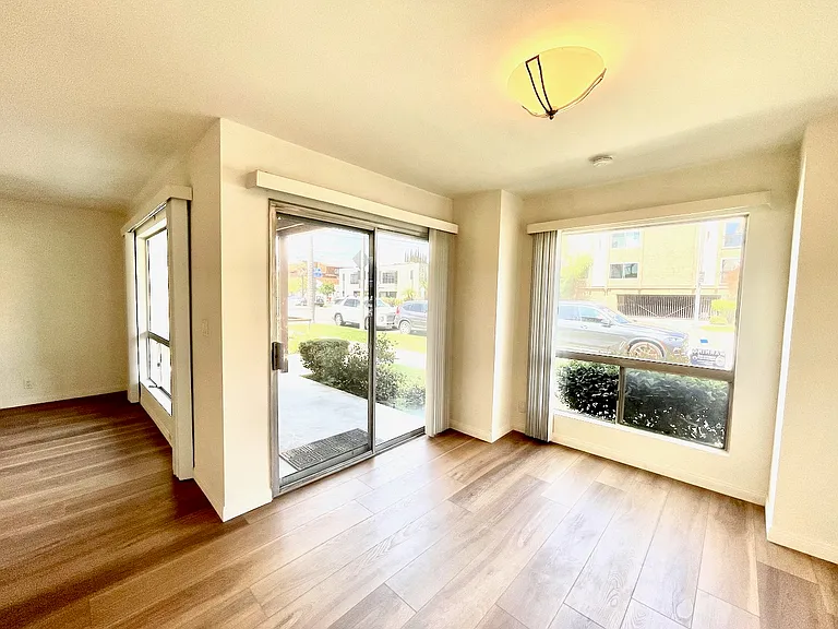 5958 E Naples Plz #NA — Photo 23