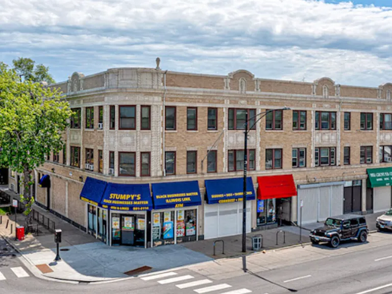 9001 S Ashland Ave #9-9005 — Photo 1