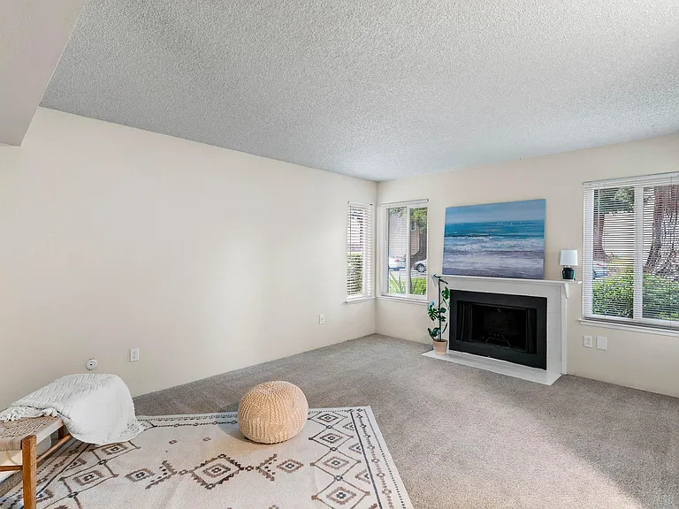 54 Quay Ct — Photo 73