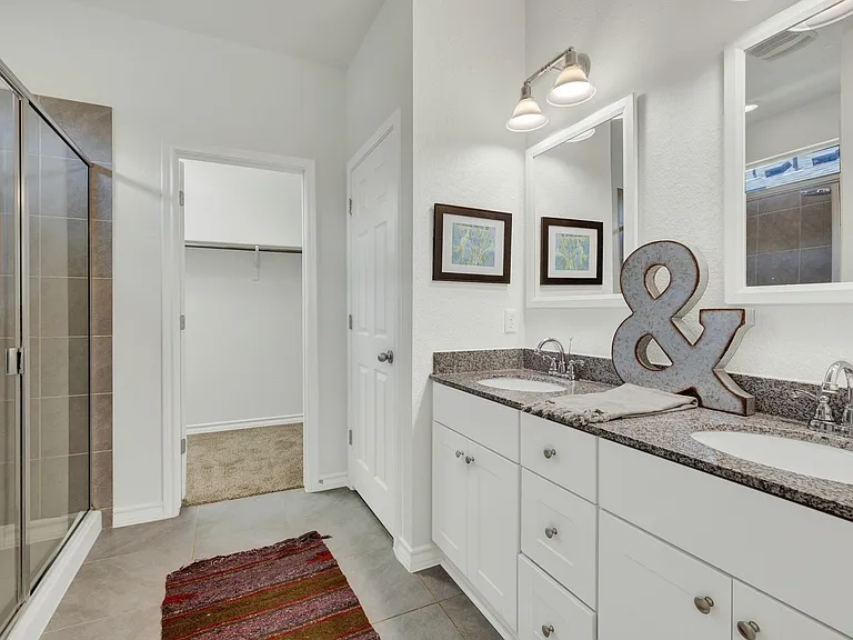 216 Mary Max Cir — Photo 10