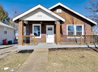 215 Monica Dr, Saint Louis, MO