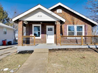 215 Monica Dr, Saint Louis, MO, 63127
