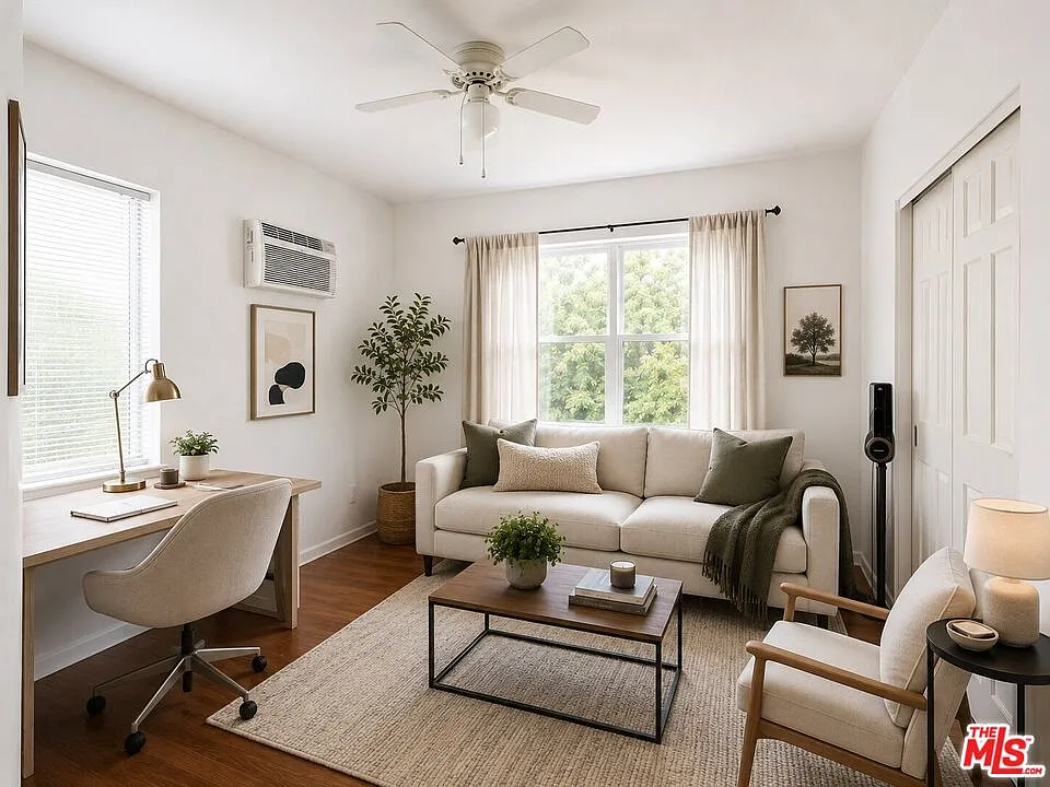 1 bed, 1.0 bath, 700 sqft, $1,895 — Photo 1