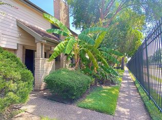 724 Country Place Dr #E-22, Houston, TX 77079