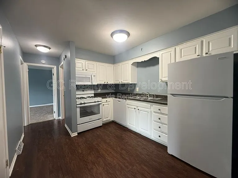 7 Simpson St #A — Photo 7