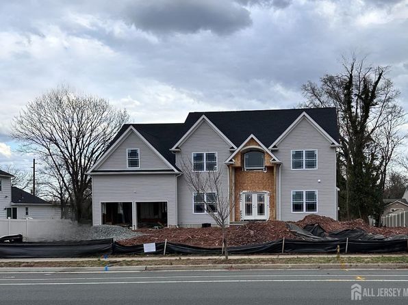73 Morris Ave, Piscataway, NJ 08854