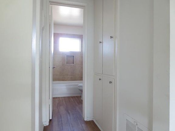 3rd image of 447 W Elk Ave APT 10