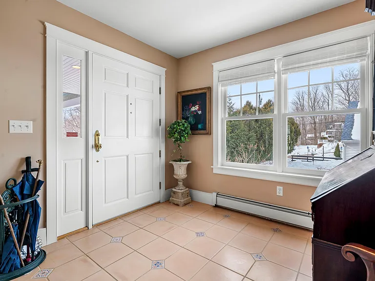 Front Door to Porch