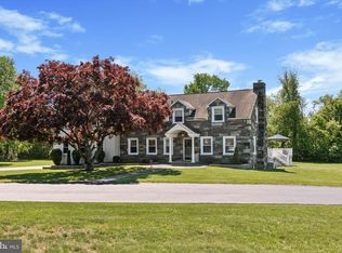 380 Bishop Hollow Rd, Newtown Square, PA 19073