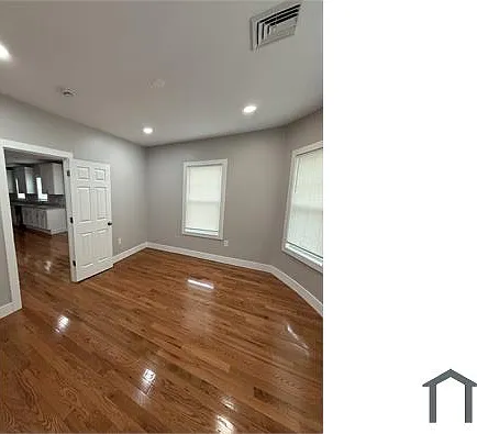 4 bed, 1300 sqft, $2,800 — Photo 4