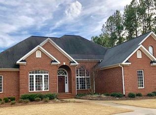 720 Fairway Lakes Rd, Greenwood, SC 29649