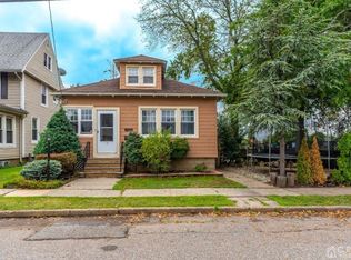 14 Milos Way, Port Reading, NJ 07064